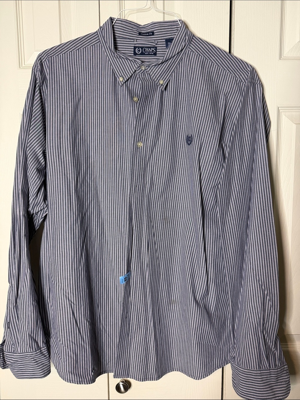 Chaps Men’s Navy and White Striped Button-Down Shirt